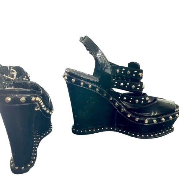 Bakers Elite Platform Black shoes with Studs size 6. - Picture 2 of 9